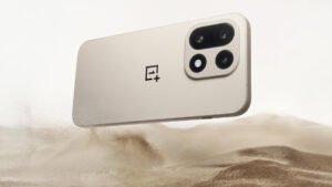 Read more about the article The New Smartphone: OnePlus 15 – Snapdragon 8 Elite Gen 5, 165Hz OLED, Aerospace MAO Frame, DetailMax Camera.